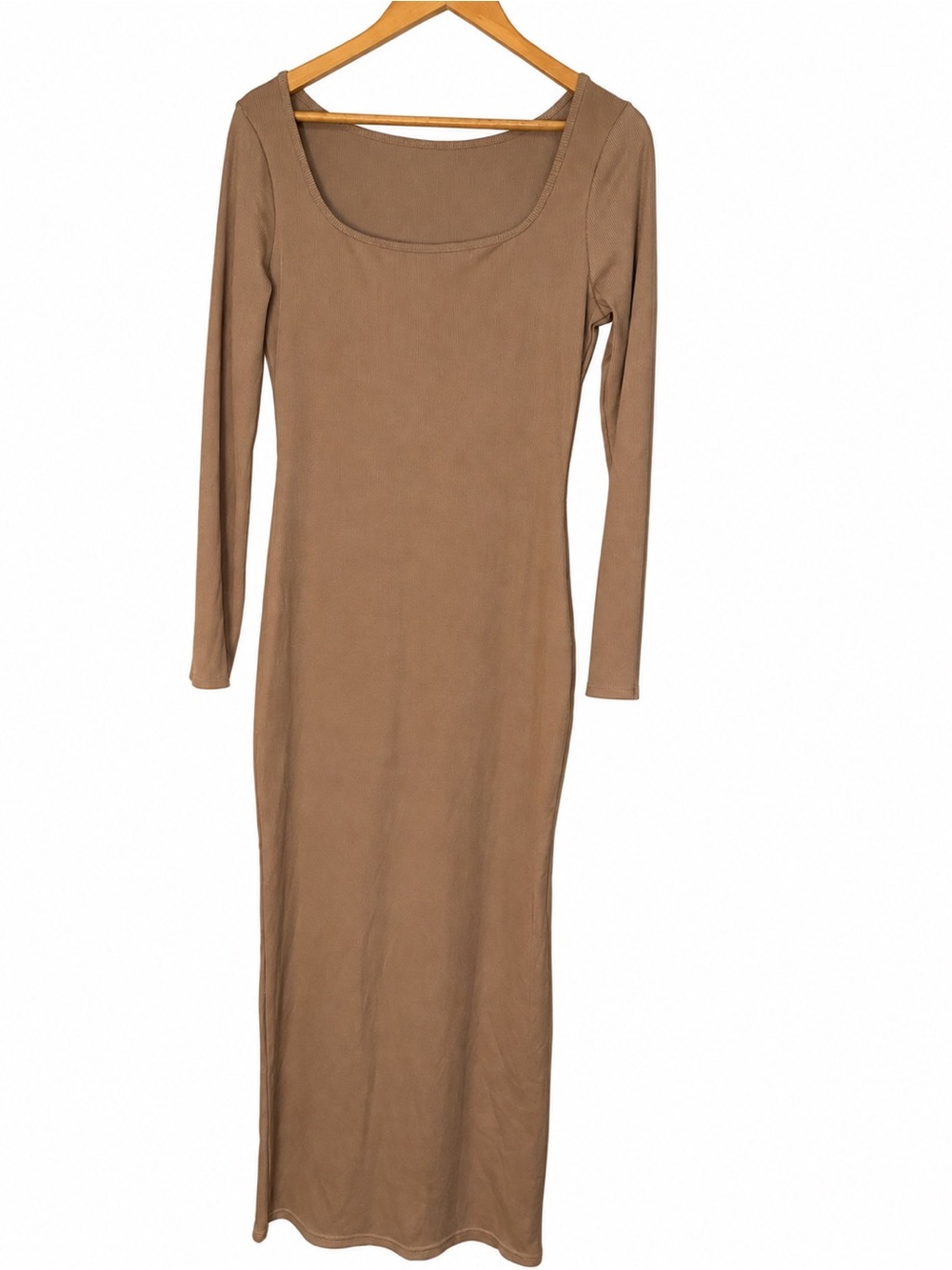 Boutique Long-Sleeve Ribbed Crewneck Dress in Camel